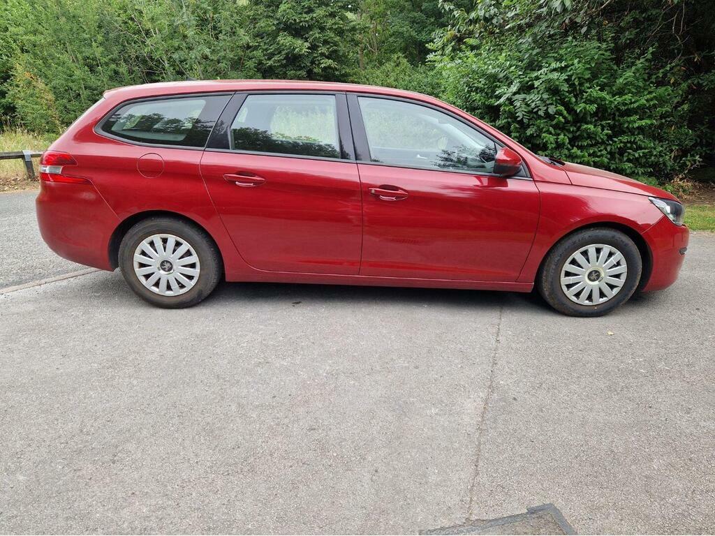 Peugeot 308 SW 1.6 Hdi Access Euro 5 Red #4