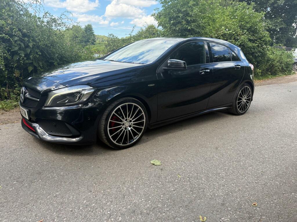 Mercedes-Benz A Class 2.0 A250 Amg Premium 7G-dct 4Matic Euro 6 Ss Black