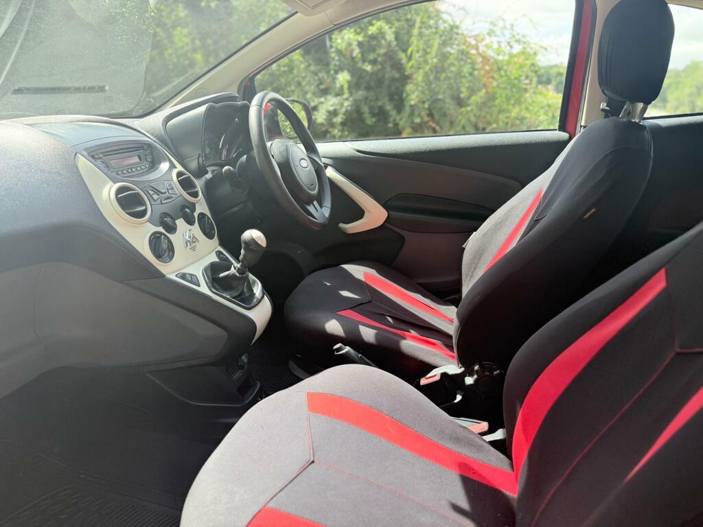 Ford KA Zetec 2013 62 Red #34