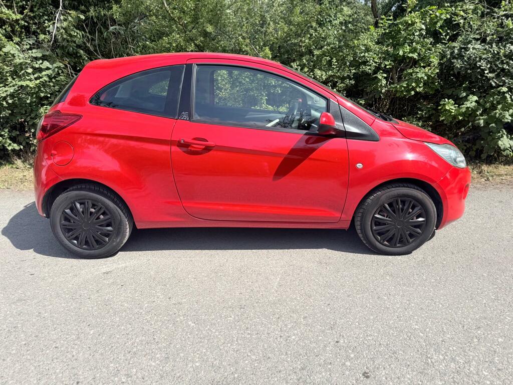 Ford KA Zetec 2013 62 Red #12