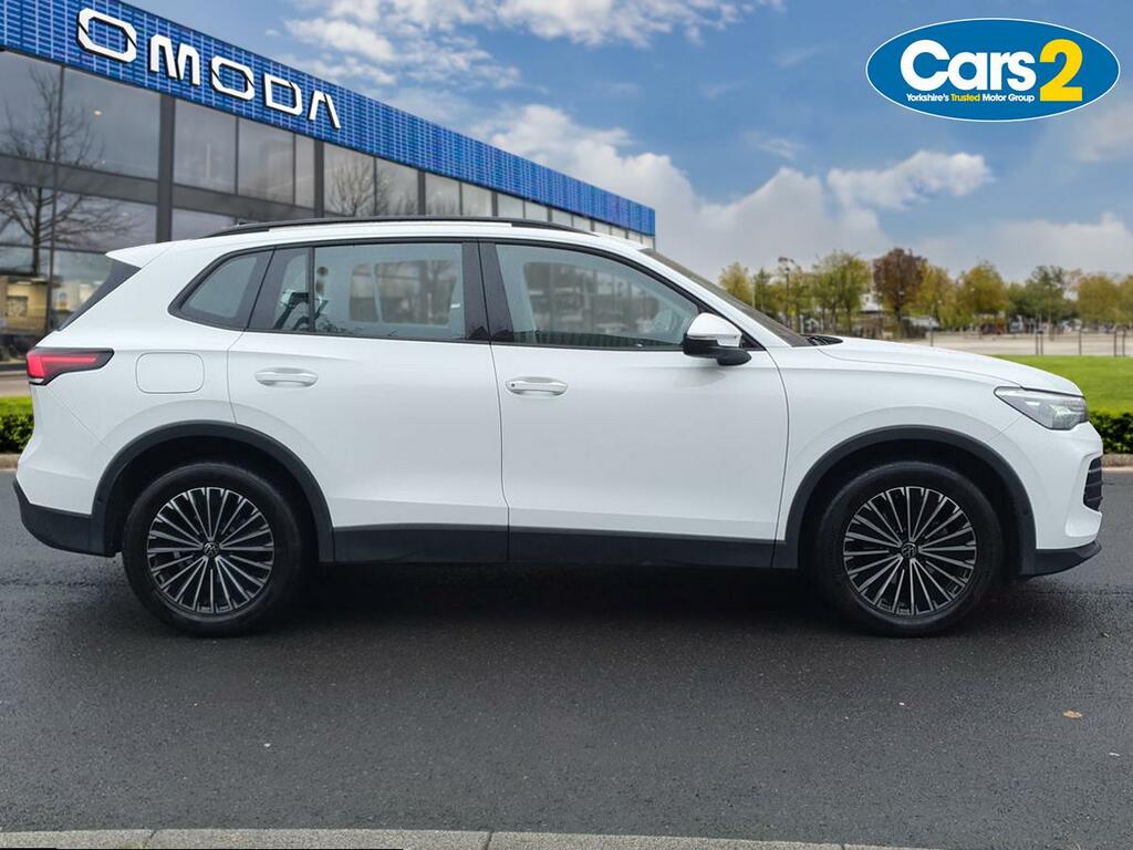 Volkswagen Tiguan 1.5 Etsi Mhev Life Suv Hybrid Dsg Euro YR74NVS White #2