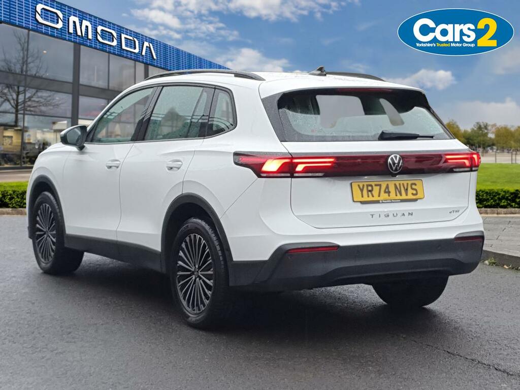 Volkswagen Tiguan 1.5 Etsi Mhev Life Suv Hybrid Dsg Euro YR74NVS White #5