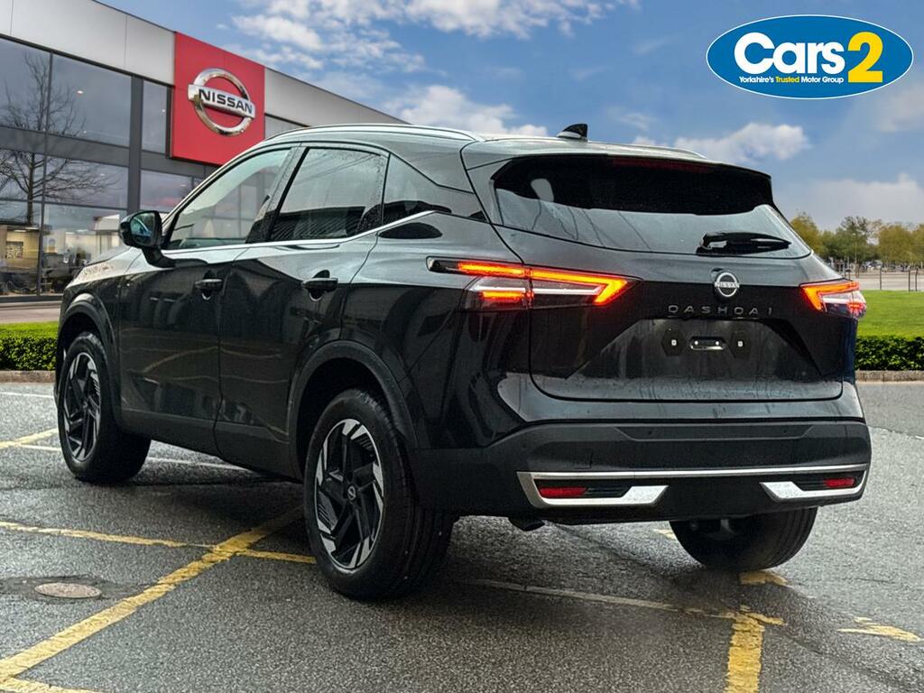 Nissan Qashqai 1.3 Dig-t Mh N-connecta Black #5