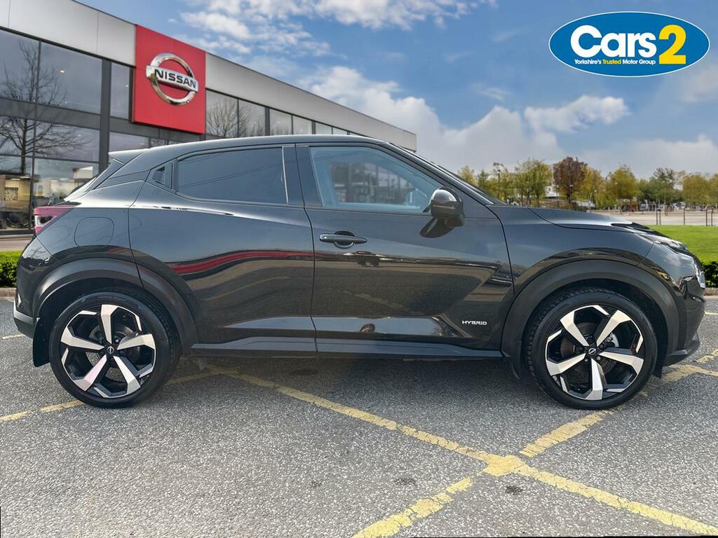 Nissan Juke 1.6 Hybrid Tekna YD23OPF Black #2