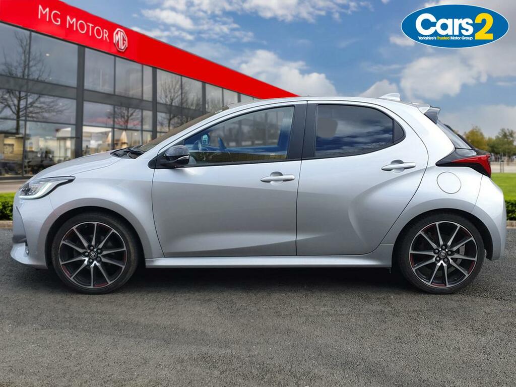 Toyota Yaris 1.5 Hybrid Gr Sport Cvt YP73HYZ Silver #6
