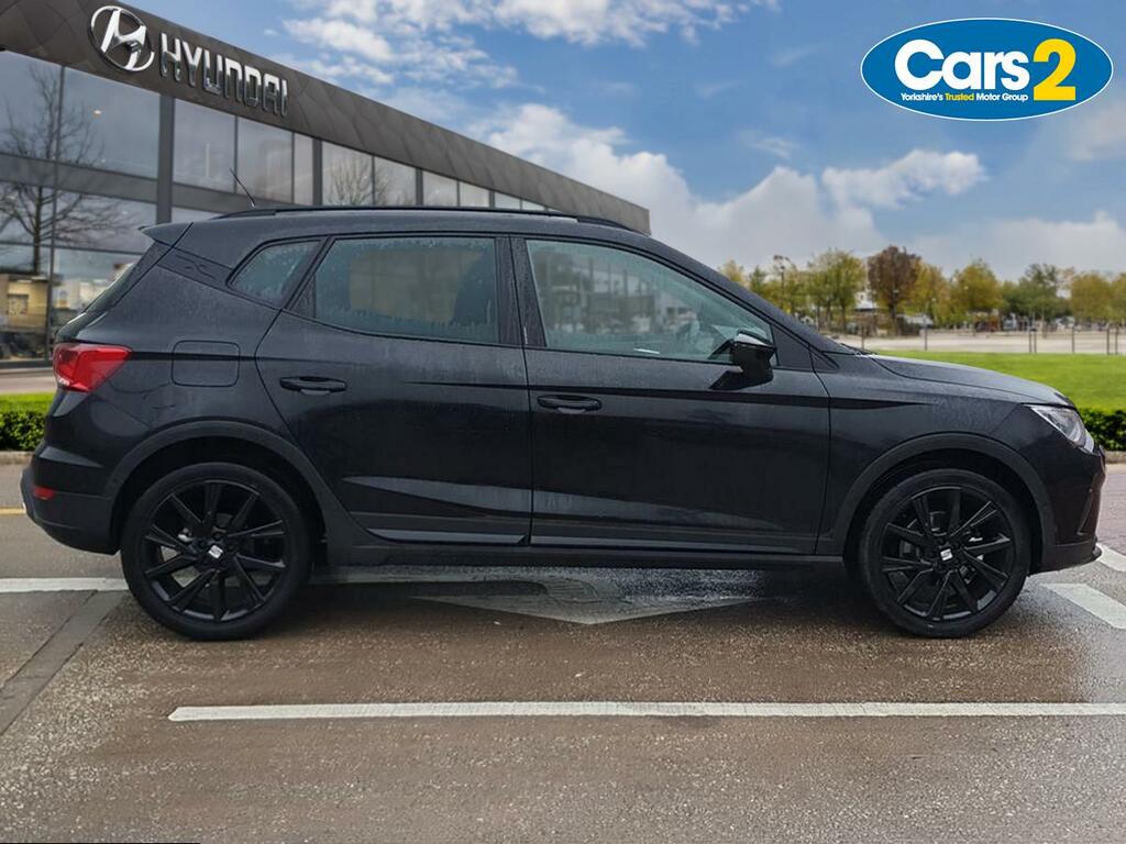 Seat Arona 1.0 Tsi 115 Fr Black Edition YB75HVM Black #2