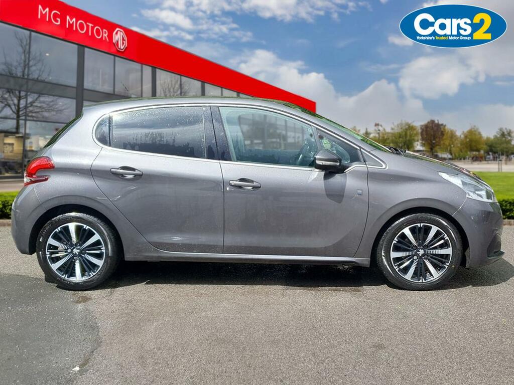 Peugeot 208 1.2 Puretech 82 Tech Edition Start Stop YG69GMT Grey #2