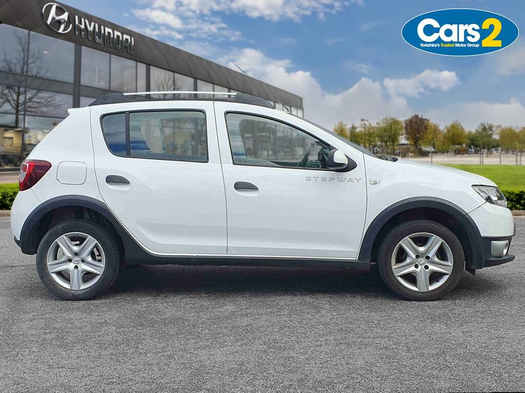 Dacia Sandero Stepway 0.9 Tce Ambiance YB15KHD White #2