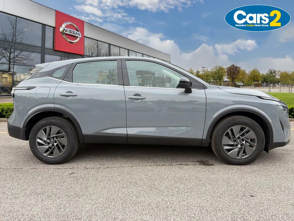 Nissan Qashqai 1.3 Dig-t Mh Acenta Premium YE26XRP Grey #2