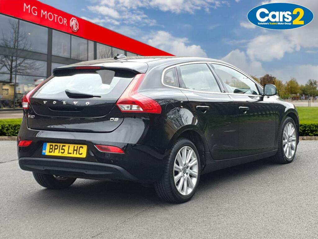 Volvo V40 D2 120 Se Lux Geartronic Black #3