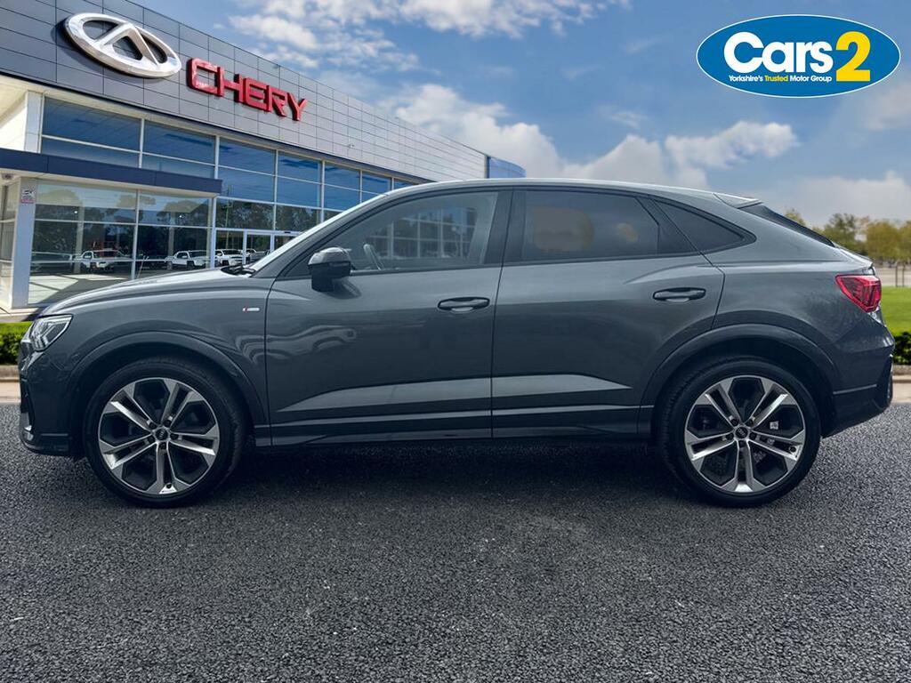 Audi Q3 35 Tfsi Black Edition S Tronic YY23XRR Grey #6