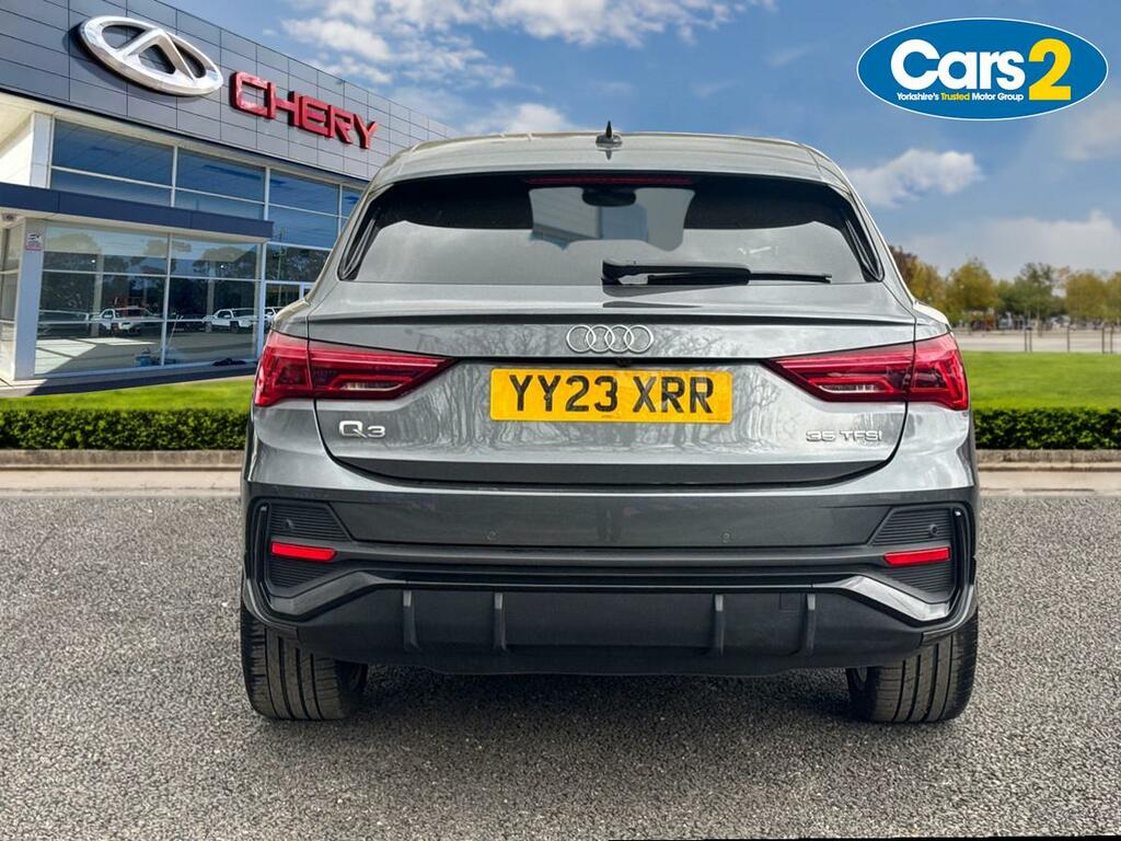 Audi Q3 35 Tfsi Black Edition S Tronic YY23XRR Grey #4