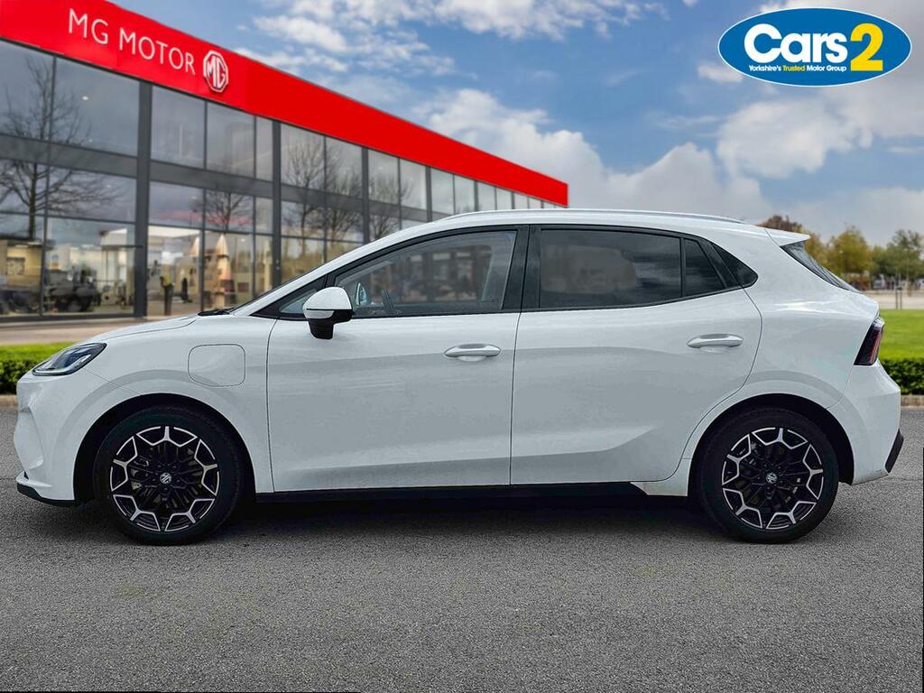 MG MG4 118Kw Premium Long Range 54Kwh YH26PLJ White #6