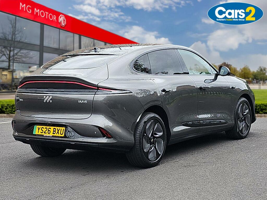 MG IM6 300Kw Long Range 100Kwh Silver #3