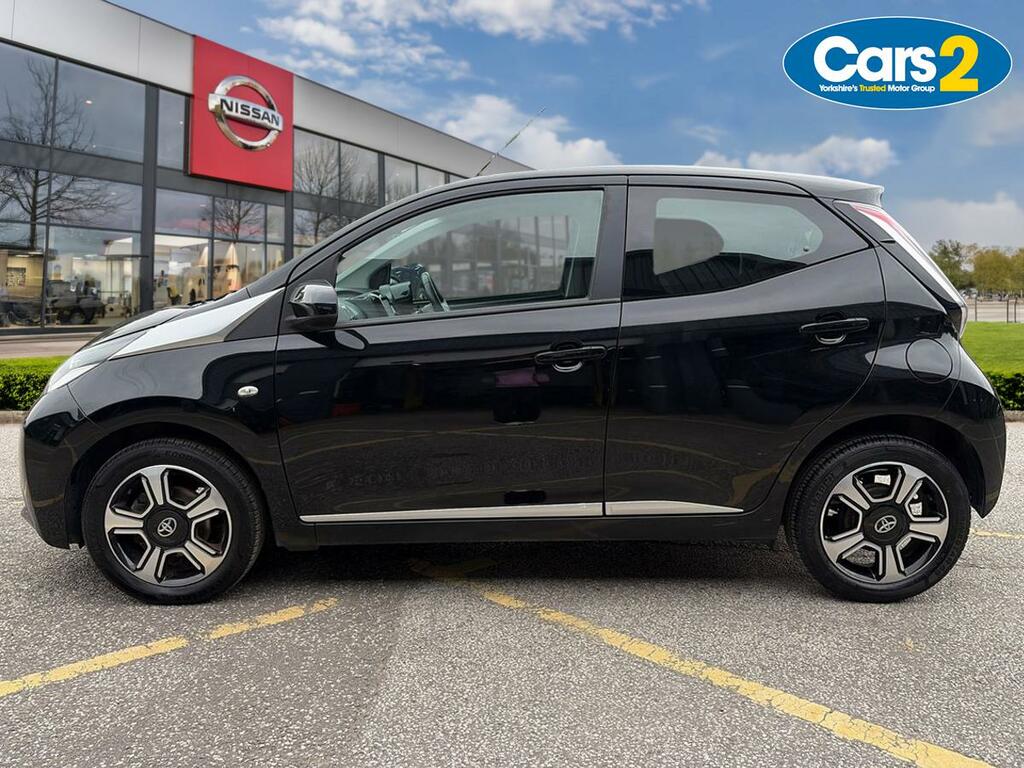 Toyota Aygo 1.0 Vvt-i X-clusiv Black #6