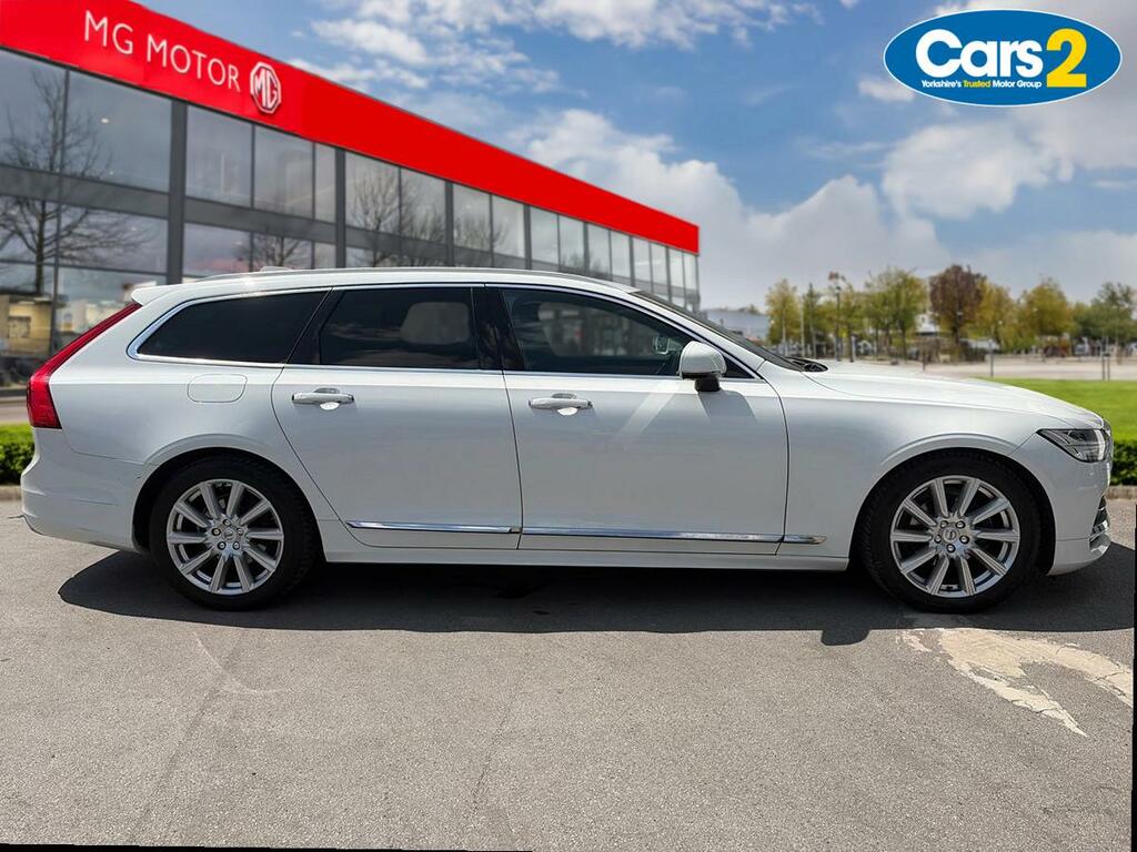 Volvo V90 2.0 D4 Inscription Geartronic DP19XCA White #2