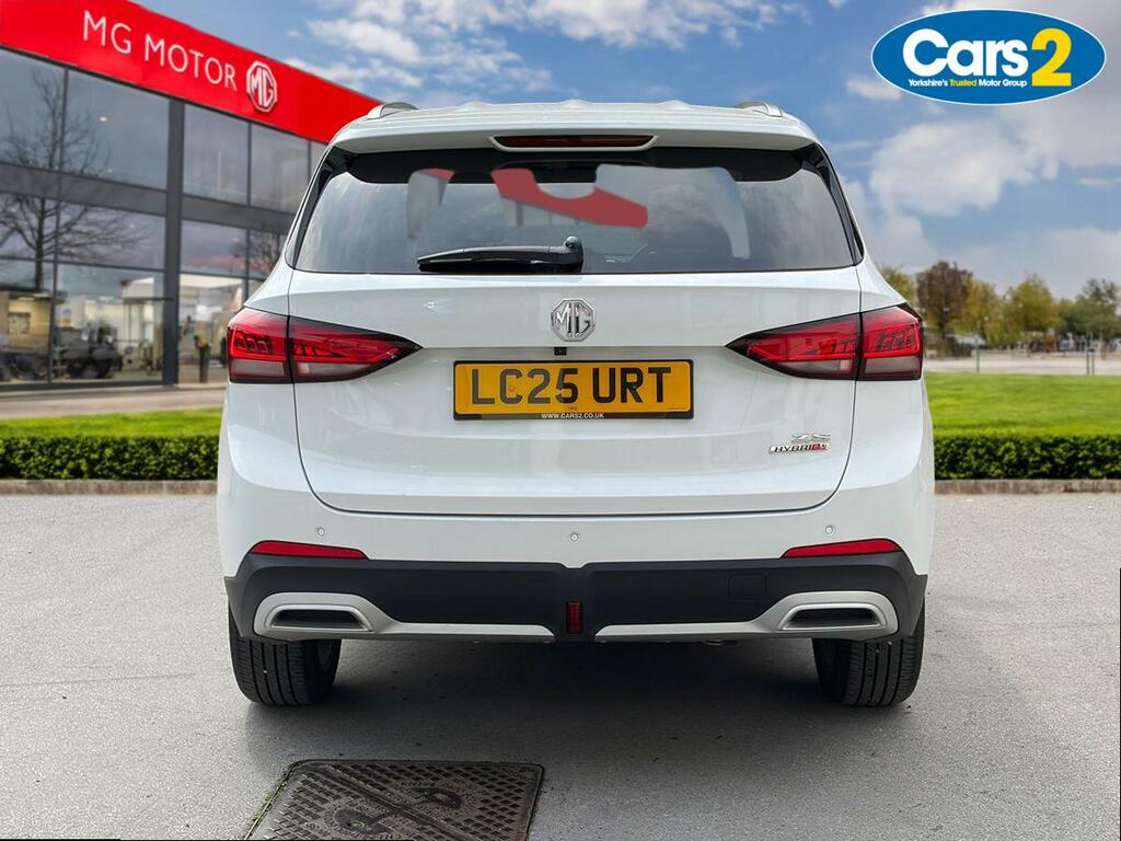 MG ZS 1.5 Hybrid Trophy LC25URT White #4