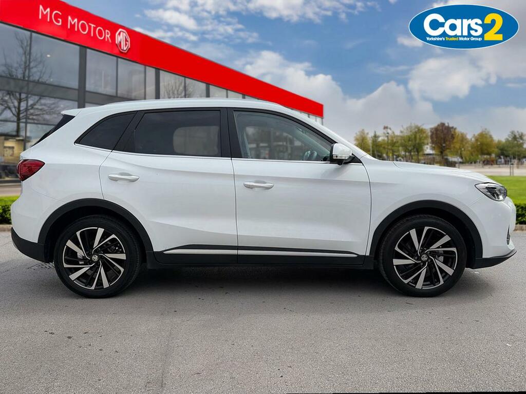 MG ZS 1.5 Hybrid Trophy LC25URT White #2