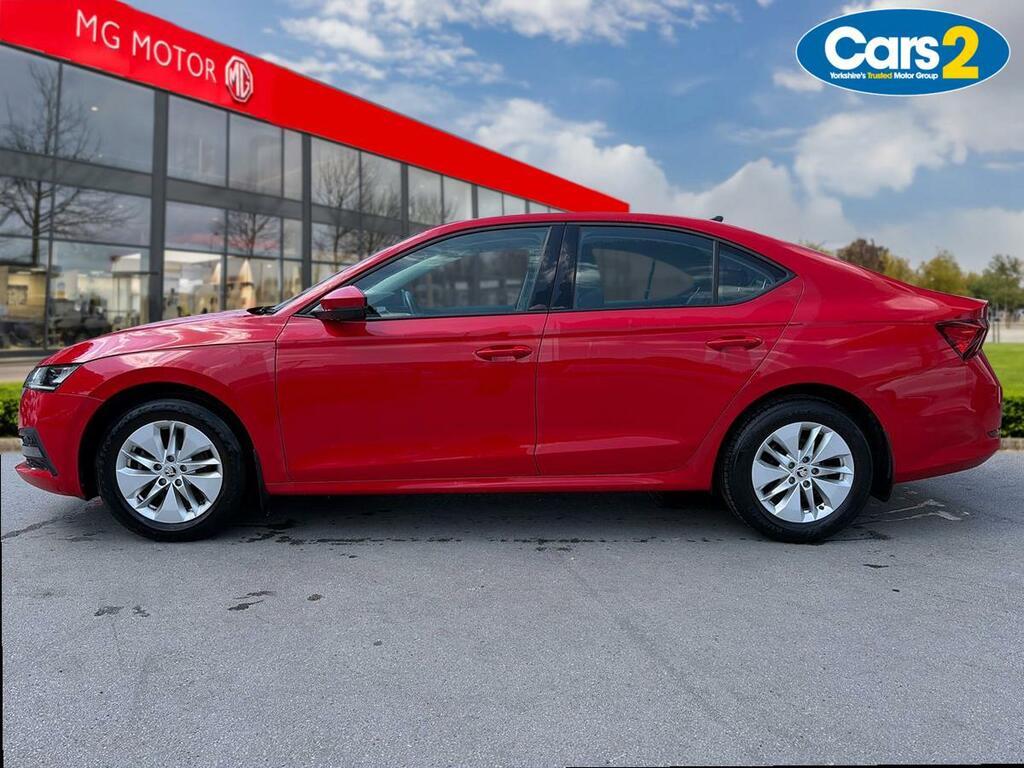 Skoda Octavia 1.5 Tsi Se Technology Red #6