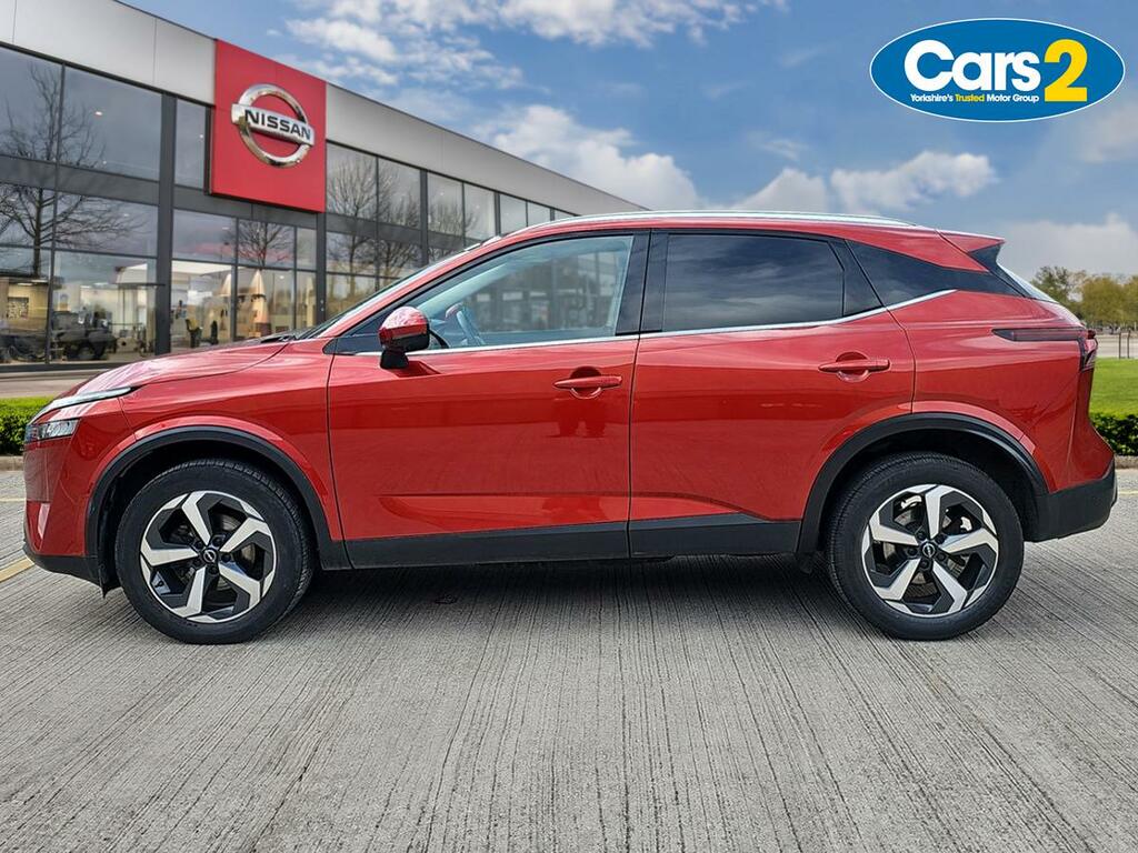 Nissan Qashqai 1.3 Dig-t Mh N-connecta BJ73YZH Red #6