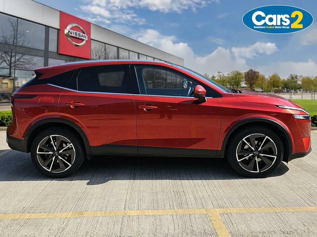 Nissan Qashqai 1.3 Dig-t Mh Tekna KE73UVM Red #2
