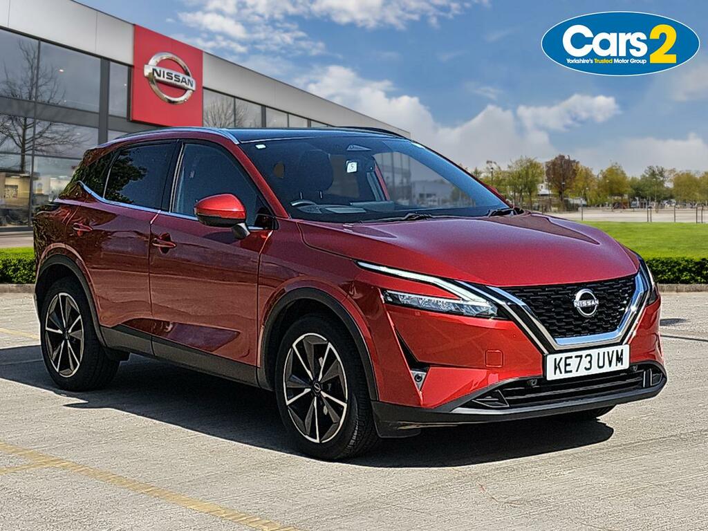 Nissan Qashqai 1.3 Dig-t Mh Tekna Red