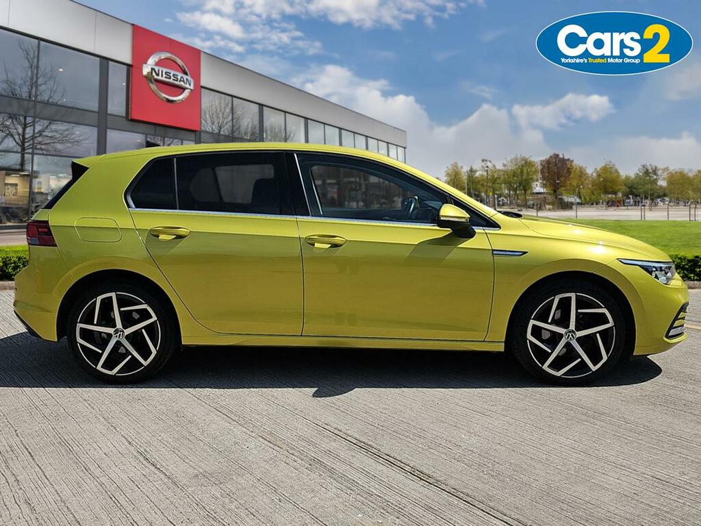 Volkswagen Golf 1.5 Tsi 150 Style YY20FOV Yellow #2
