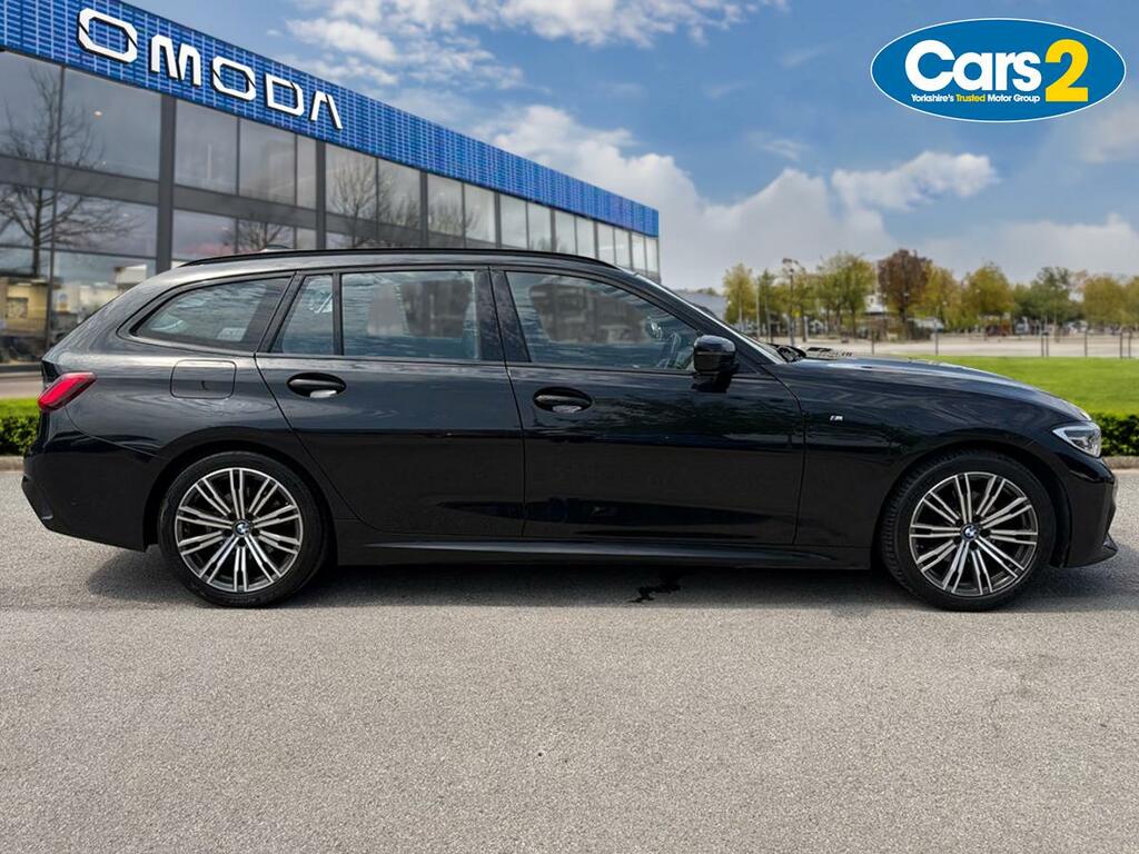 BMW 3 Series 320I M Sport Step YE70WCU Black #2