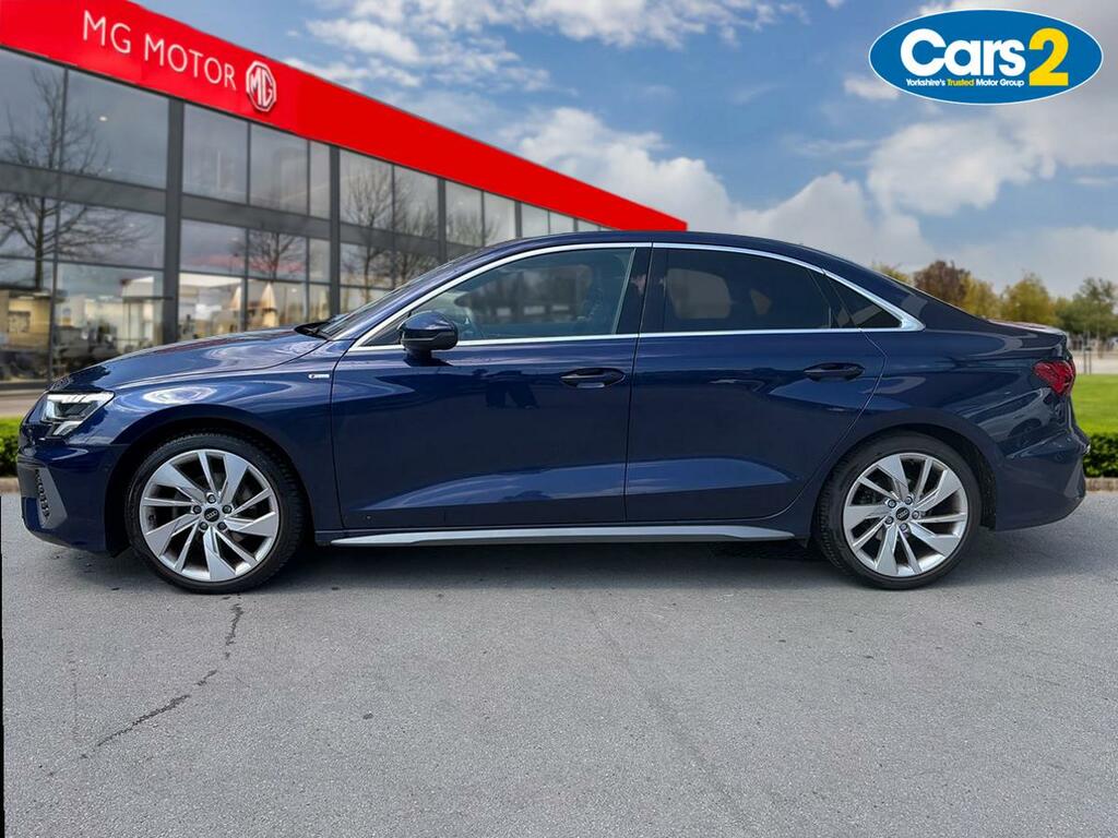 Audi A3 35 Tfsi S Line S Tronic FL22NJE Blue #6