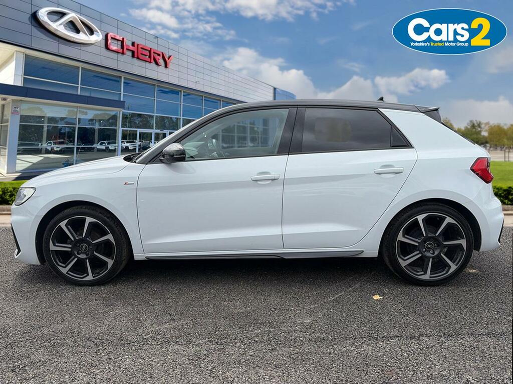 Audi A1 25 Tfsi Black Edition S Tronic YB23XXO White #6