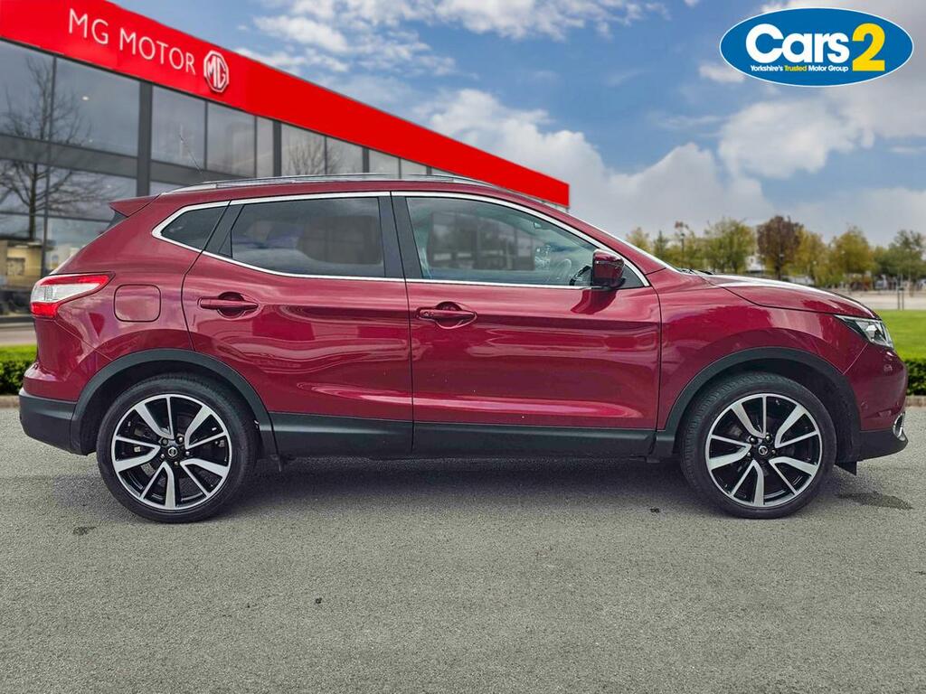 Nissan Qashqai 1.6 Dci Tekna Red #2