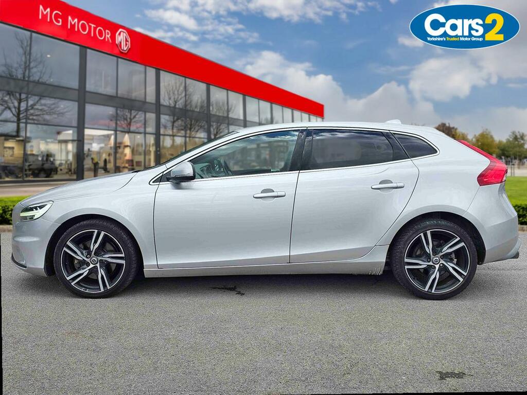 Volvo V40 T3 152 R Design Pro Geartronic DX68NUA Blue #6