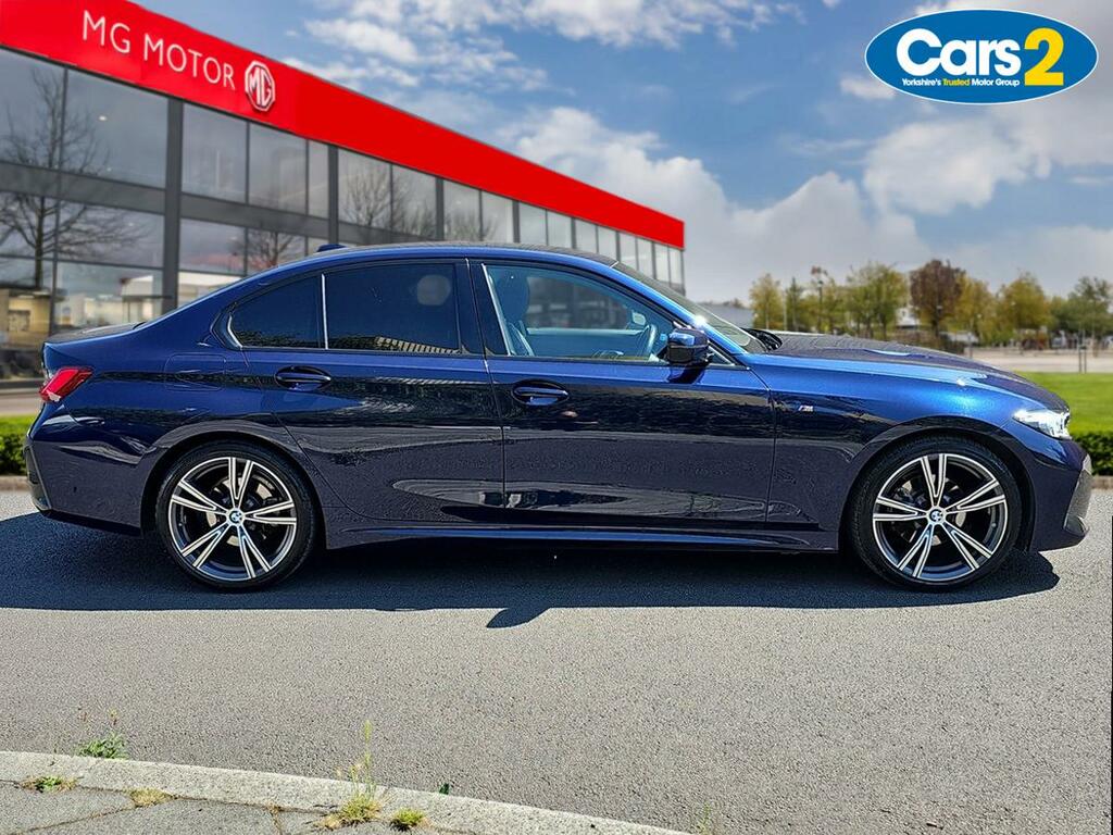 BMW 3 Series 320I M Sport Step YE73FRC Blue #2