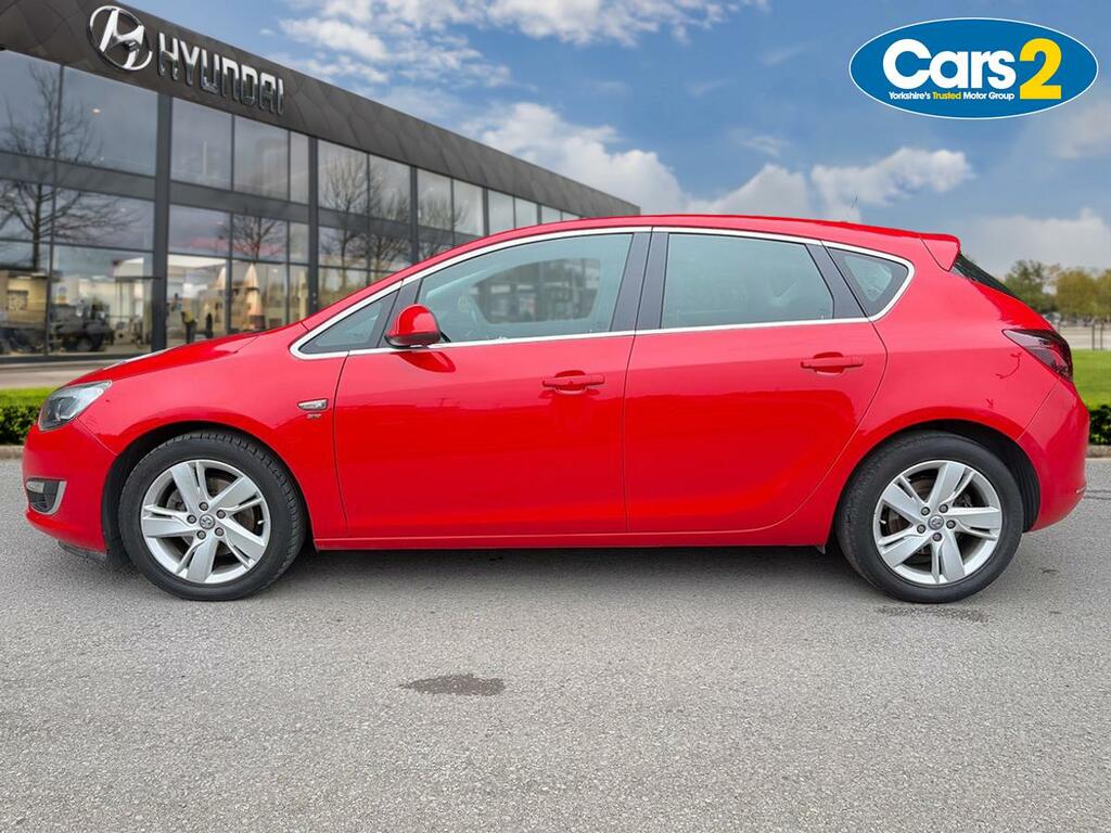 Vauxhall Astra 2.0 Cdti 16V Sri Red #6