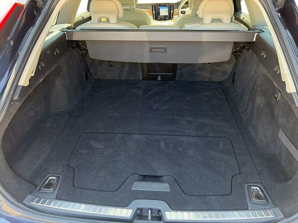 Volvo V90 V90 Inscripton D4 Grey #18