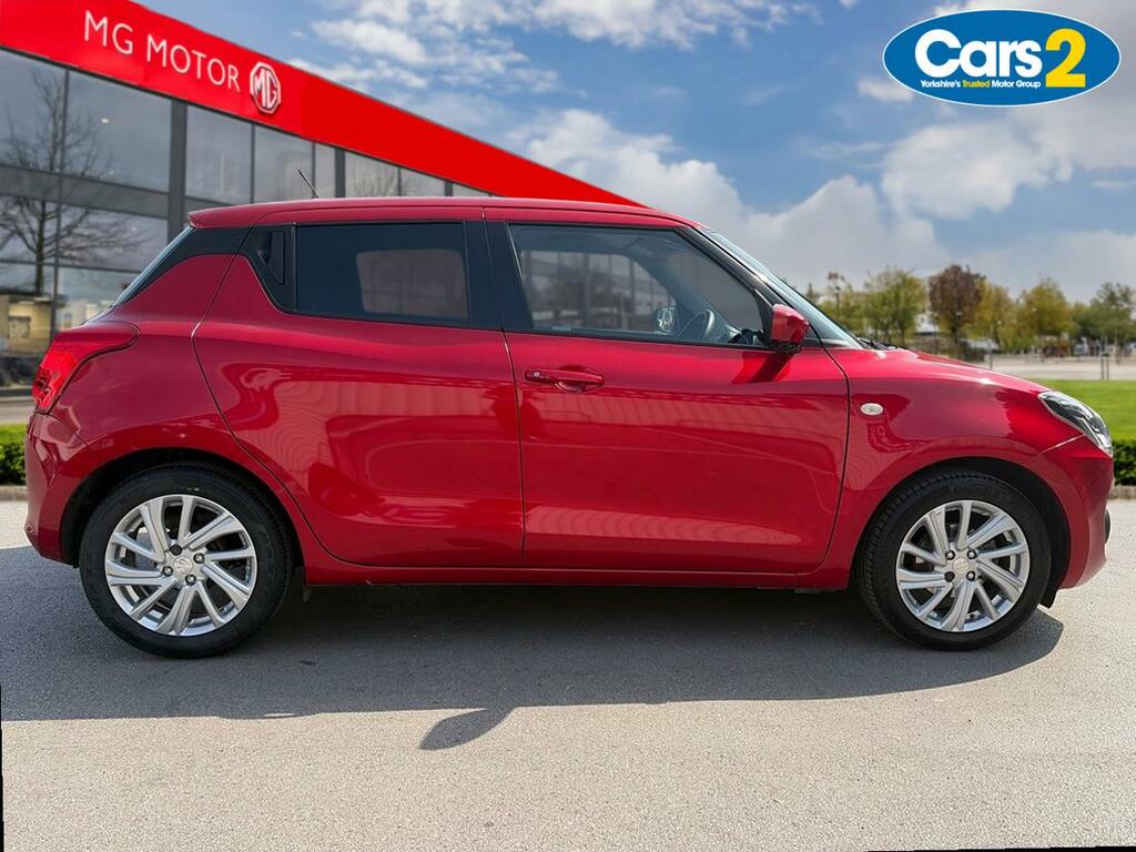 Suzuki Swift 1.2 Dualjet 83 12V Hybrid Sz-t YK71NCN Red #2