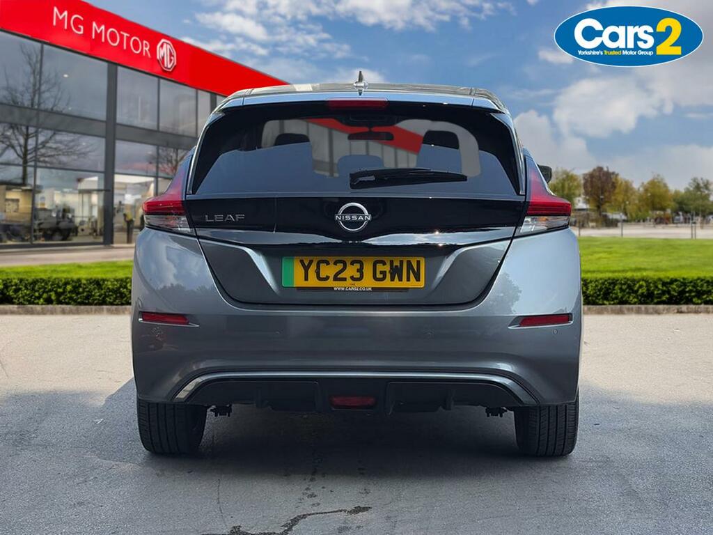 Nissan Leaf 160Kw E N-connecta 59Kwh YC23GWN Grey #4