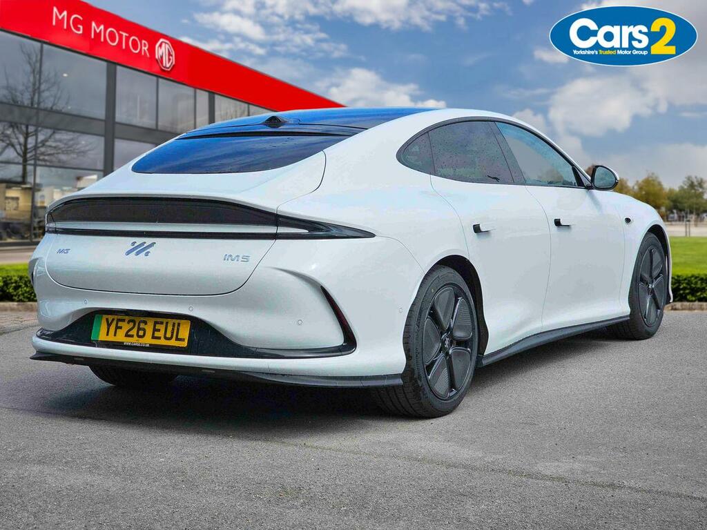 MG IM5 300Kw Long Range 100Kwh YF26EUL White #3
