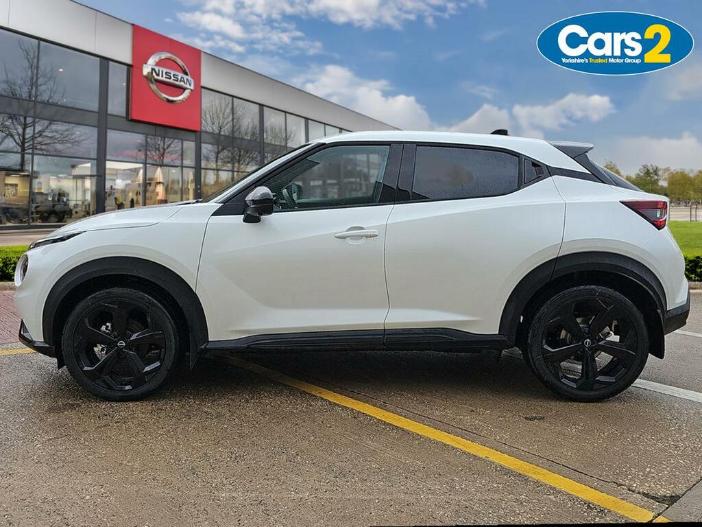 Nissan Juke Hatchback YF26CVN White #6