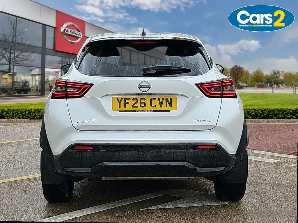 Nissan Juke Hatchback YF26CVN White #4