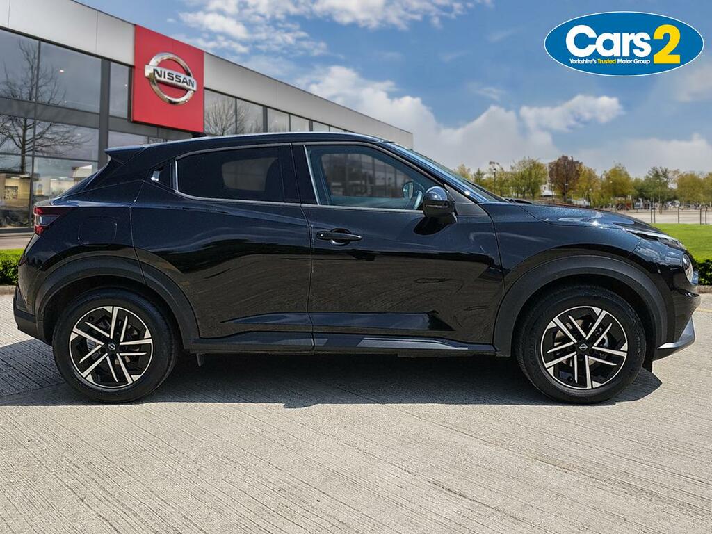 Nissan Juke 1.6 Hybrid N-connecta OX25GNN Black #2