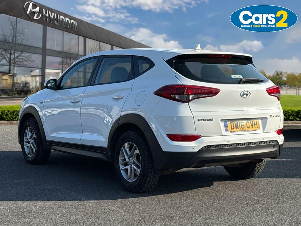 Hyundai Tucson 1.7 Crdi Blue Drive S 2Wd White #5