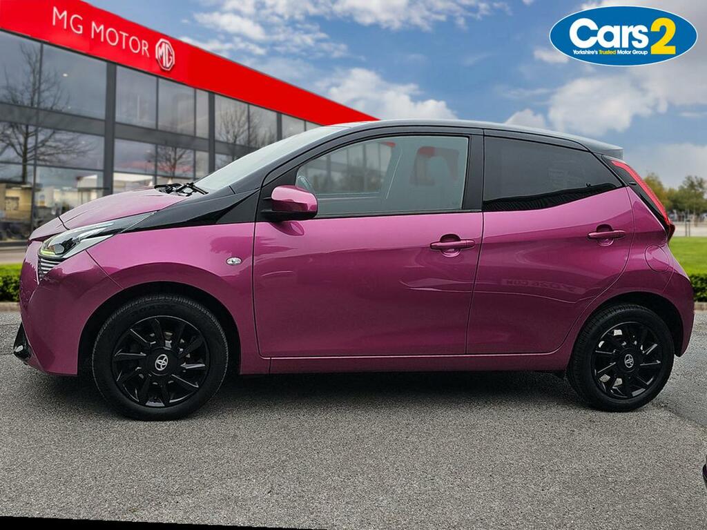 Toyota Aygo 1.0 Vvt-i X-cite 5 Tss Purple #6