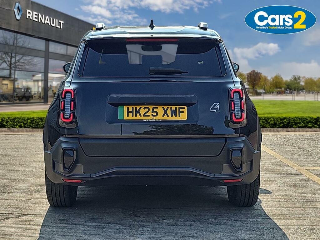 Renault 4 E-Tech 110Kw Iconic 52Kwh Comfort Range HK25XWF Black #4