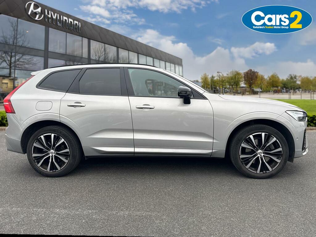 Volvo XC60 2.0 B4d Plus Dark Awd Geartronic YL72XBH Silver #2