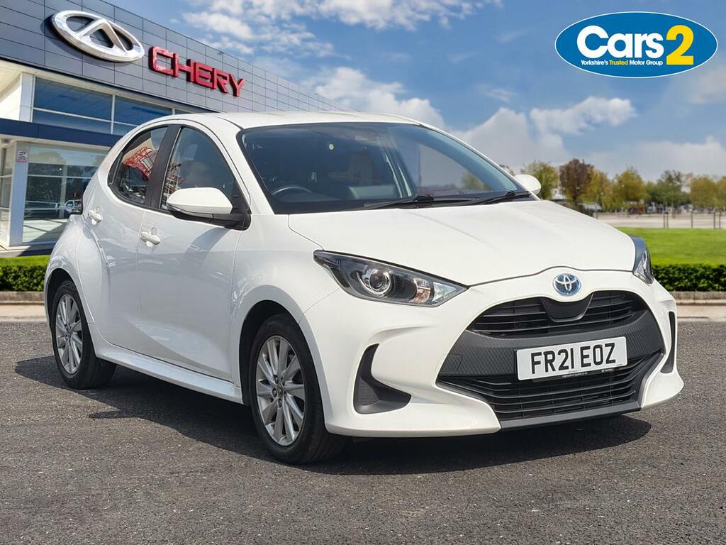 Toyota Yaris 1.5 Hybrid Icon Cvt White