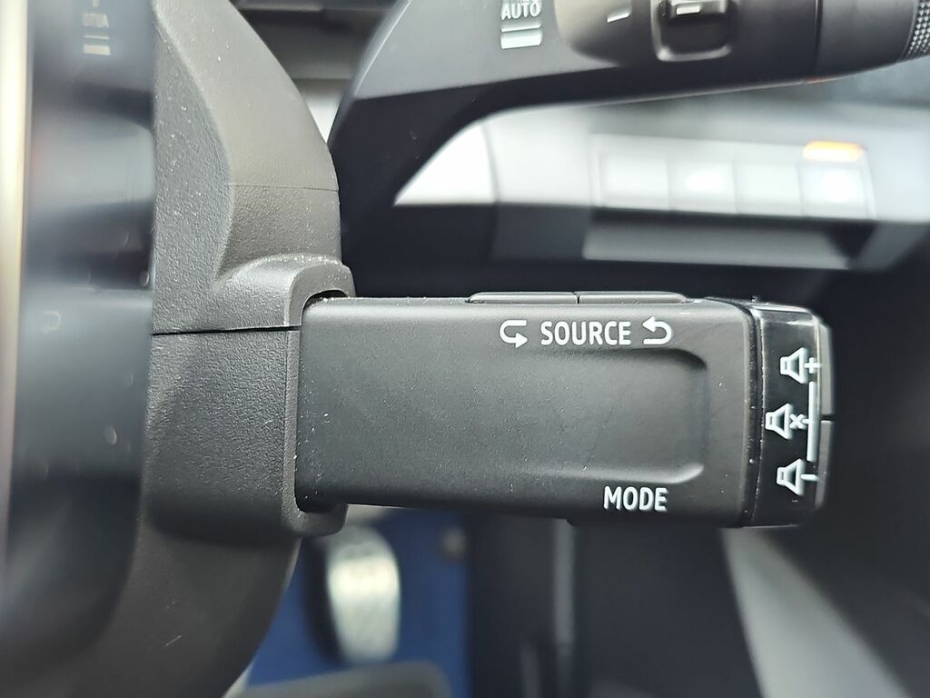 Renault Scenic 160Kw Techno 87Kwh Long Range White #36