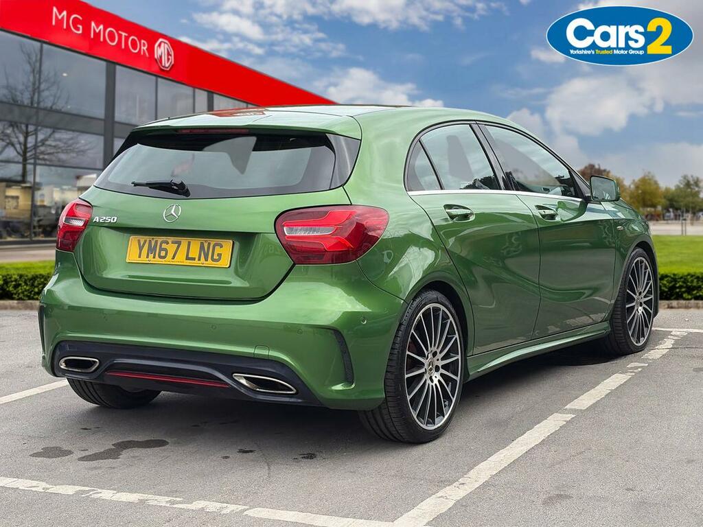 Mercedes-Benz A Class 2.0 A250 Amg Premium Hatchback 7G-dct Green #3