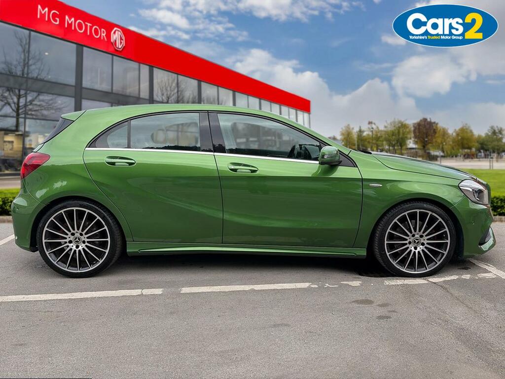 Mercedes-Benz A Class 2.0 A250 Amg Premium Hatchback 7G-dct Green #2