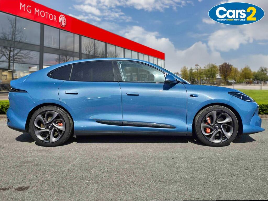 MG IM6 100Kwh Launch Edition Suv 4Wd 7 Black #2